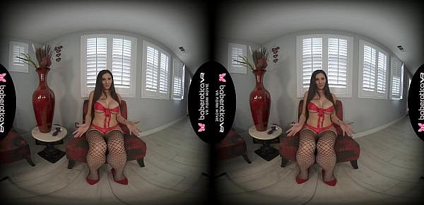  Solo honey, Lillian Stone is extremely horny, in VR